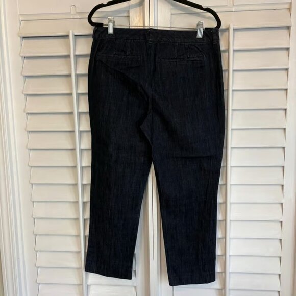Old Navy Darkwash Crops Size 8 - Picture 2 of 7